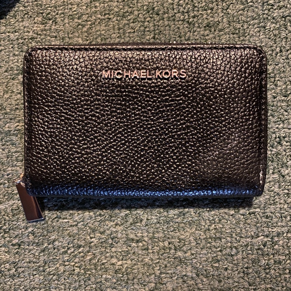 Michael Kors Small Pebbled Leather Wallet